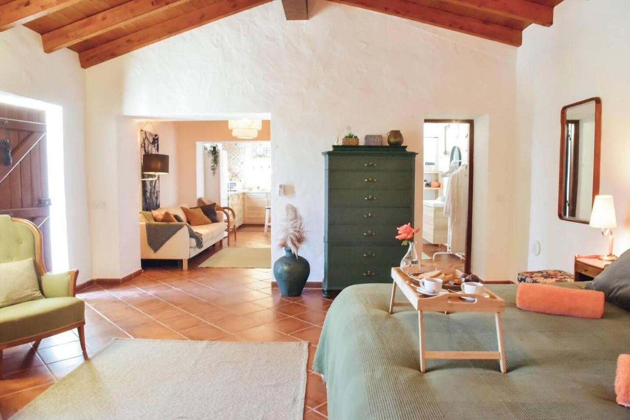 Cosy Farmhouse Quinta Da Eira 140 Years Old Loule Exterior photo